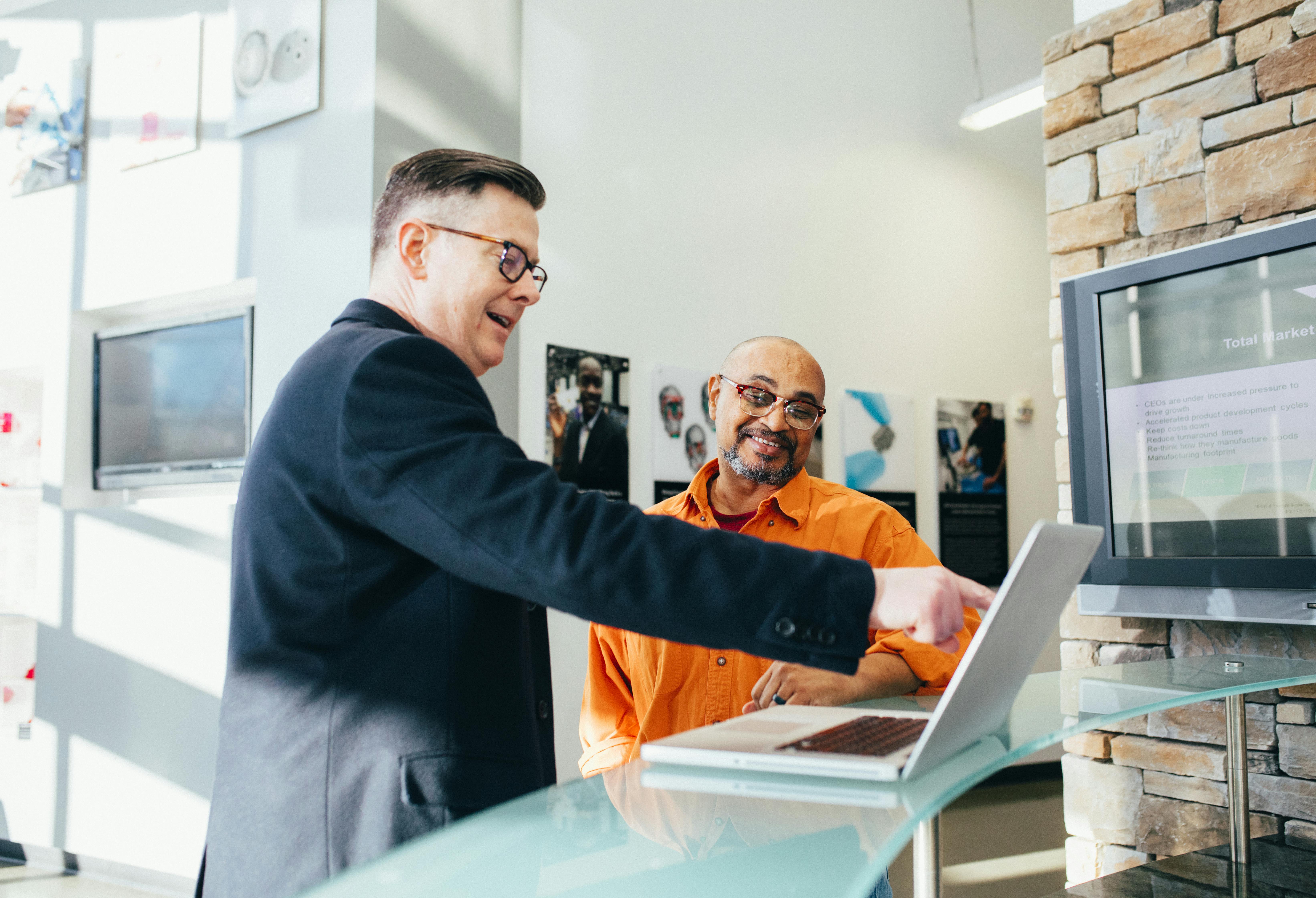 Paradise Bank employee discussing bank information